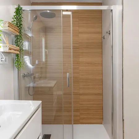 Con Parking Gratis 公寓 *